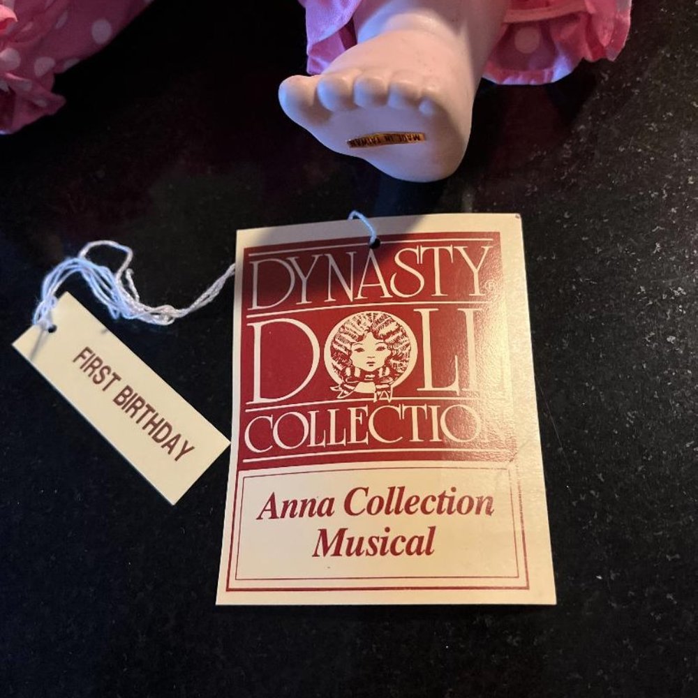 Dynasty Collection - Picture 2 of 4